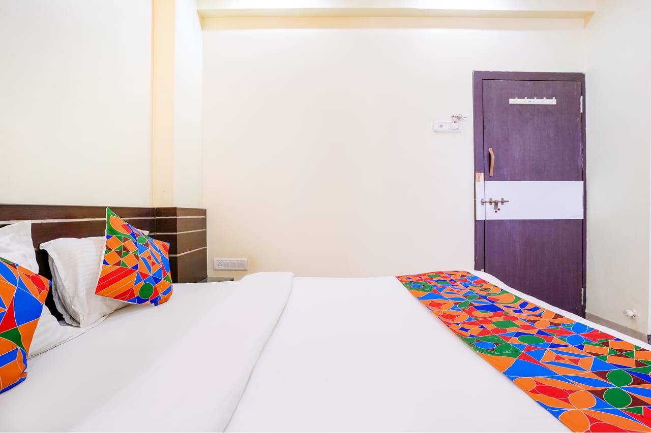 HOTEL SAI GOVIND 4