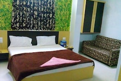 Hotel Royal Plaza, Modasa