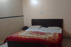 Hotel Maan, Mohali