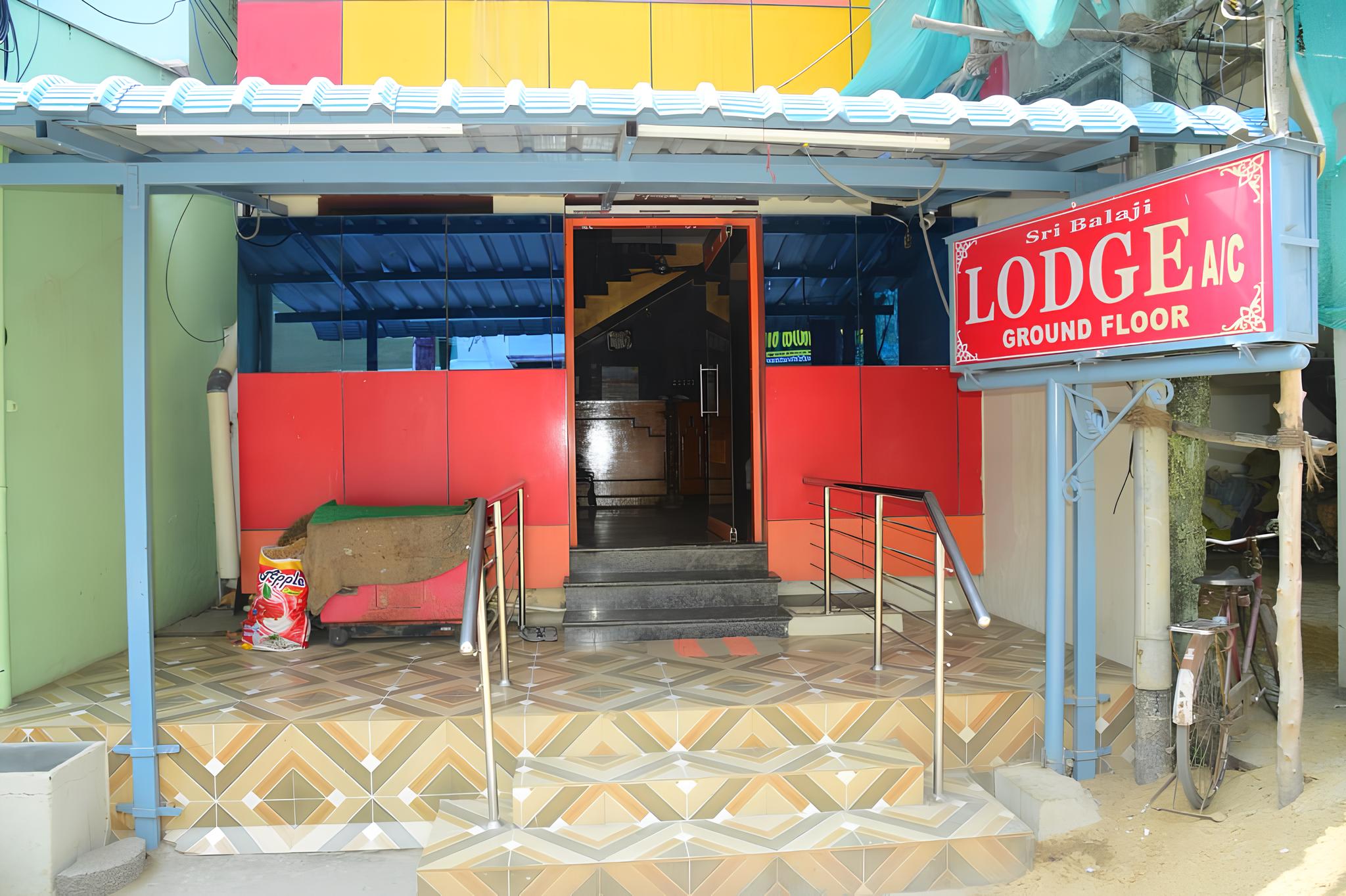 Sri Balaji Lodge - Tap to explore photos