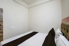 Hotel O The Urban, Greater Noida