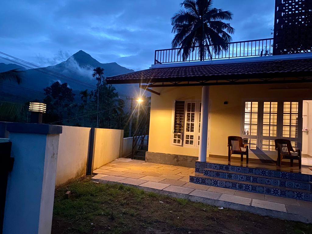 Hill side villa wayanad - Tap to explore photos