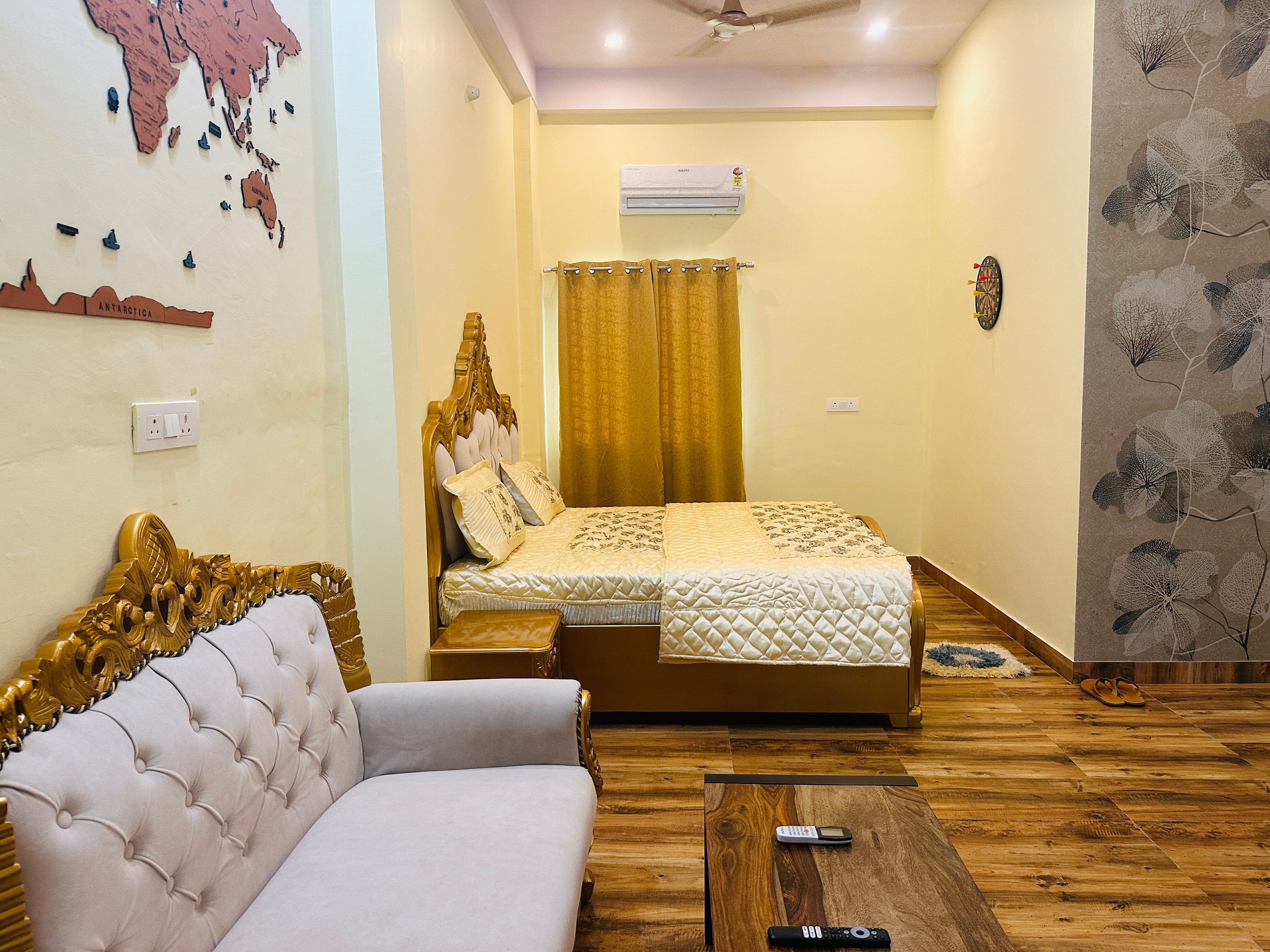 Sai Luxury Home Stay - Tap to explore photos