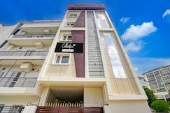 Super Collection O IIT BHU Varanasi Formerly Singh Residency, Varanasi