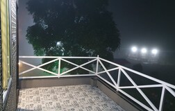 Bedroom with Sitout