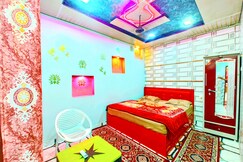  Hotel Shri Ram Lala Palace 300 Mtr from Ram Janam Bhumi. , Ayodhya