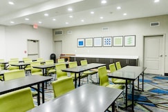 Holiday Inn Express Hotel & Suites Greenville, an IHG hotel, Clarke
