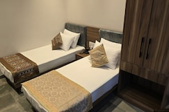 Hotel Aam Bagh, Varanasi