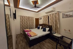Shivohm Inn Homestay | 400mts from Kashi Temple, Varanasi