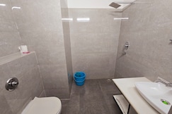 TAHITI RESORT, Begusarai