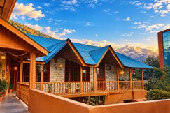 Springwood Cottage | Entire 2BHK | Onsite Parking, Manali