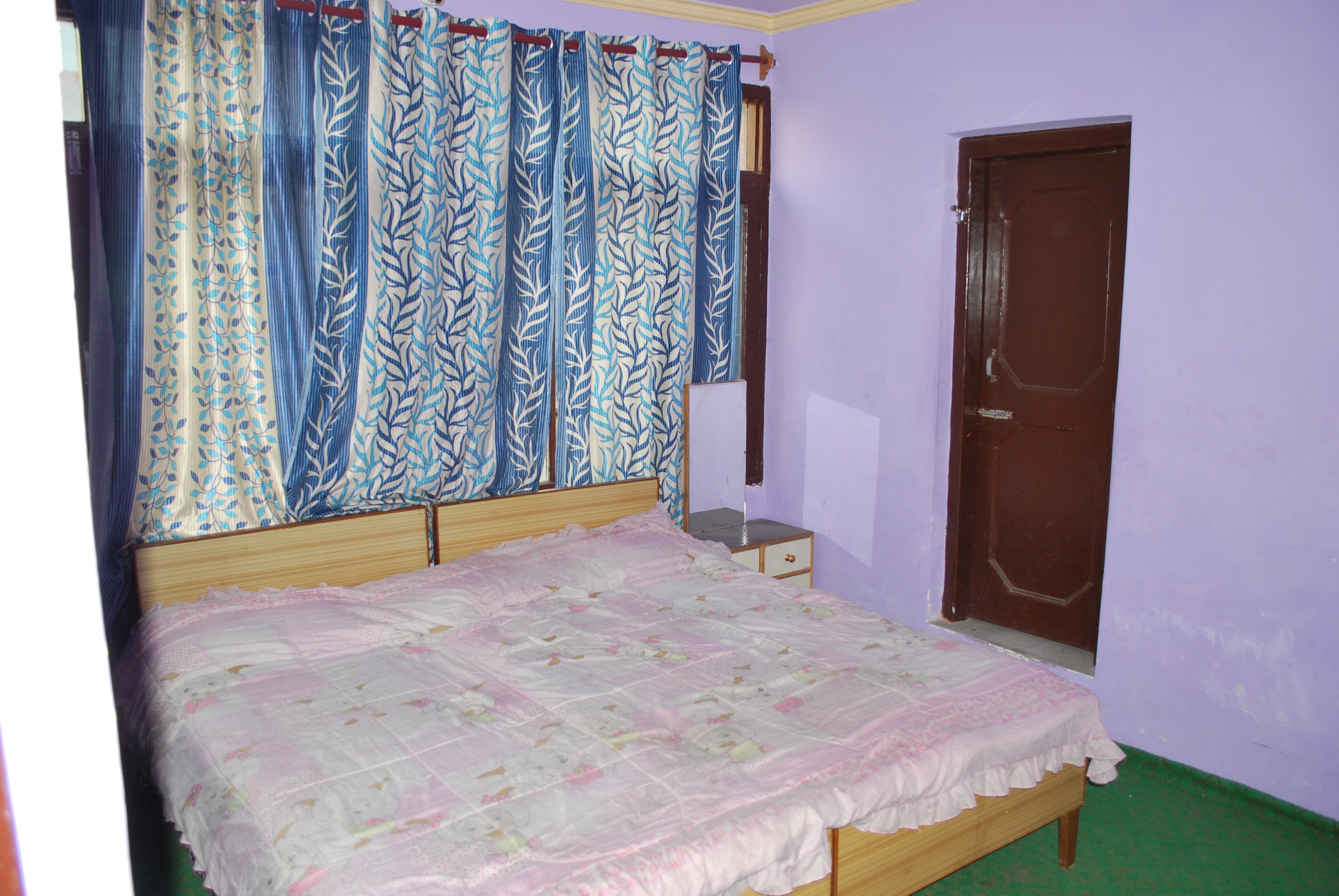Kashmir Mahal Guest House - Tap to explore photos
