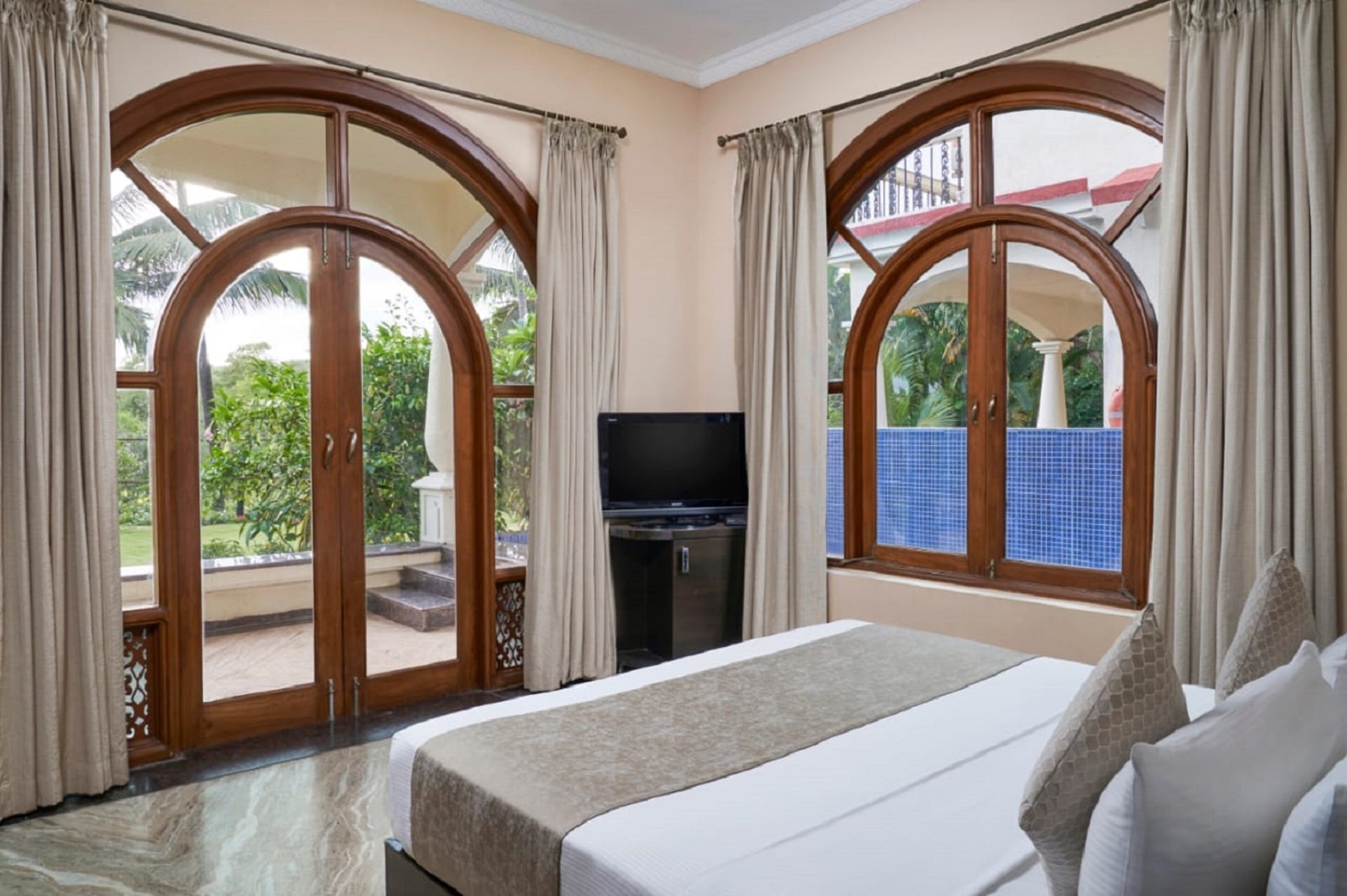04bedroom Plunge Pool Villa five star Property - Tap to explore photos