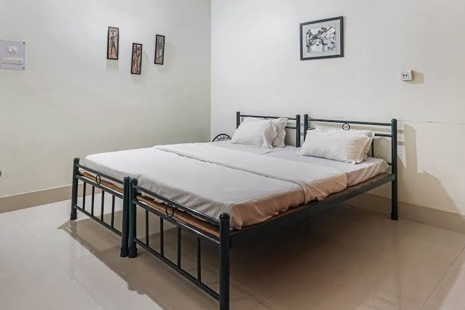 Atik home stay - Tap to explore photos