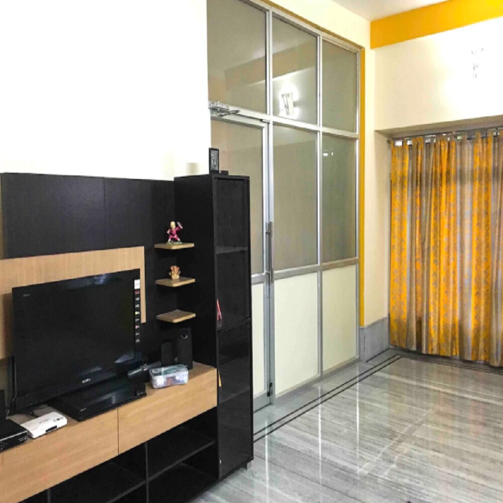 Apartment near Airport - Tap to explore photos