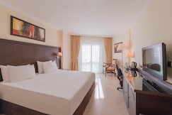 Crowne Plaza Hotel Antalya by IHG, Antalya