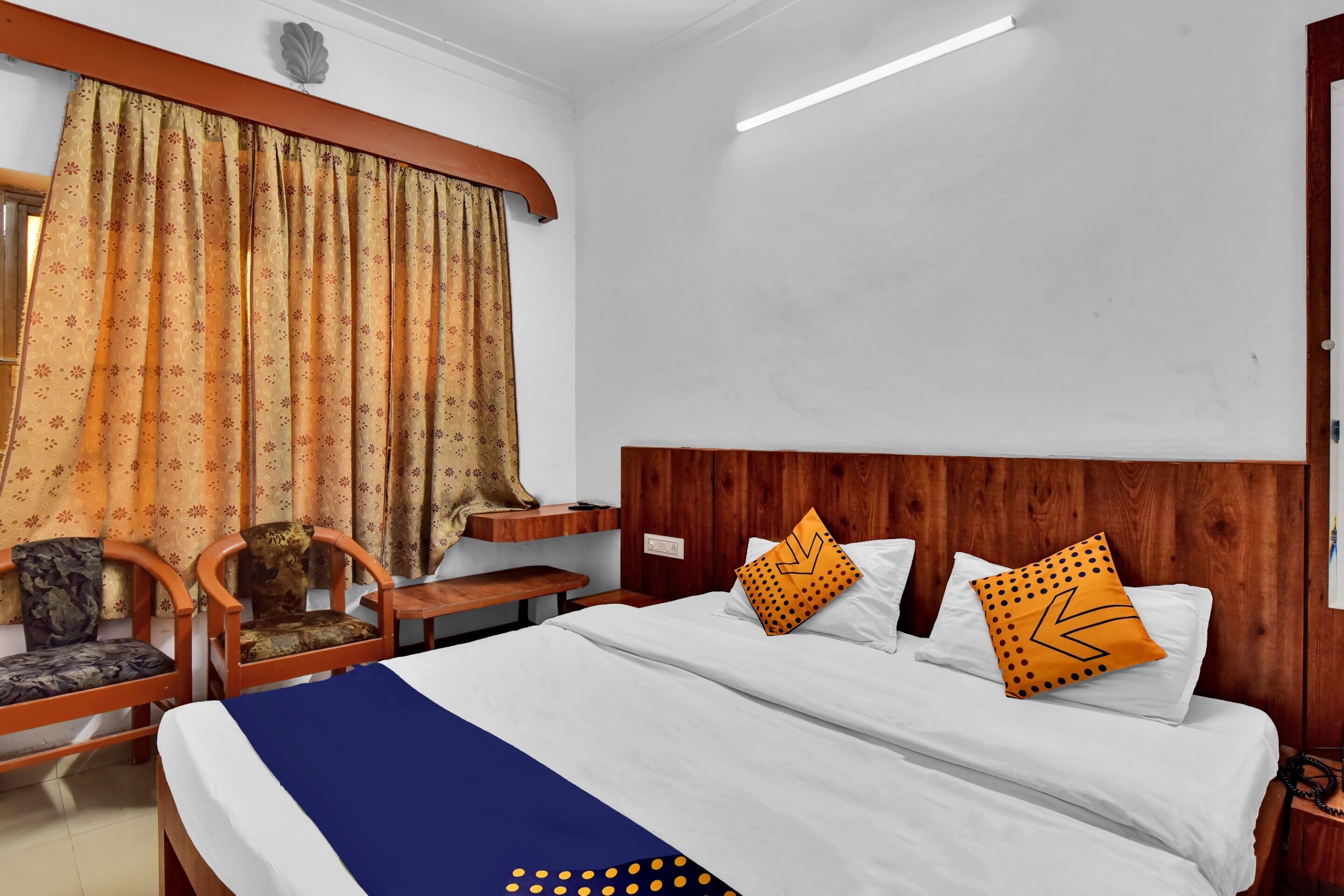 Hotel O Meghdoot - Tap to explore photos