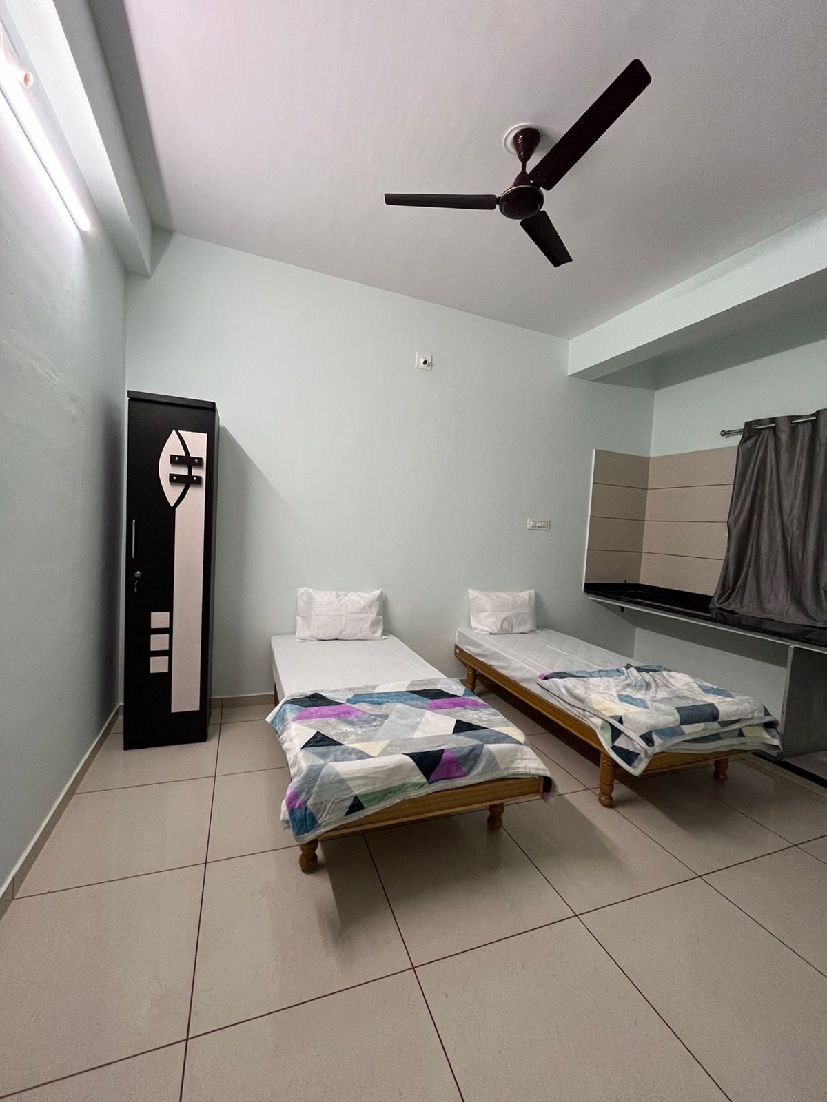 dev home stay - Tap to explore photos
