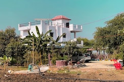 Whispers of Nature   A Tranquil Farm Stay, Bina