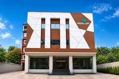 Hotel Green Leaf Residency, Majalgaon