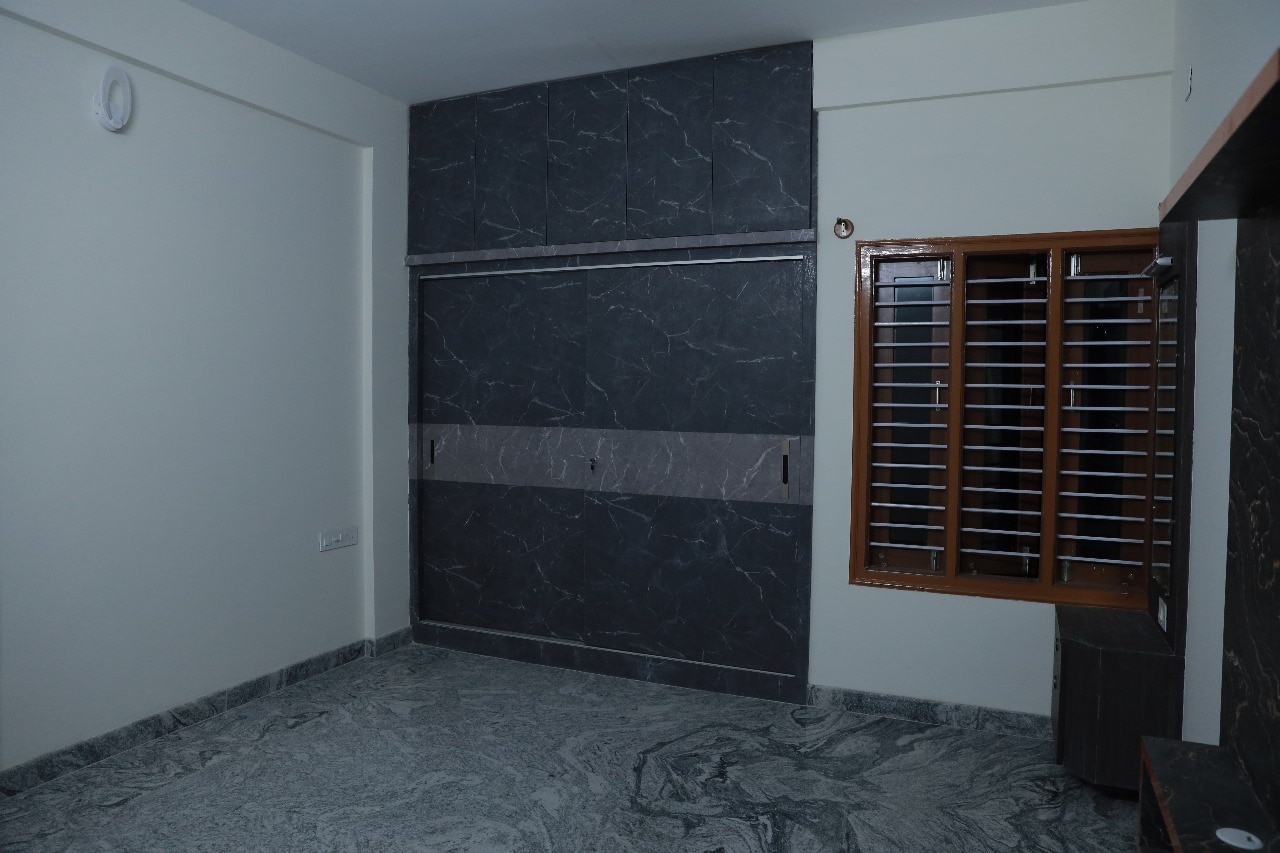 Golden Tulips 3BHK - Tap to explore photos