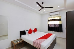 Super Hotel O Golden Hive Madhapur Near Shilparamam, Hyderabad