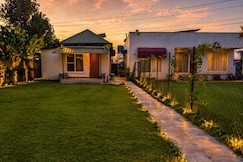 The Lagoon - 3BK Private Pool and Garden Villa, Jaipur