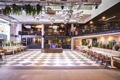 Jost Lille Hotel, Nord