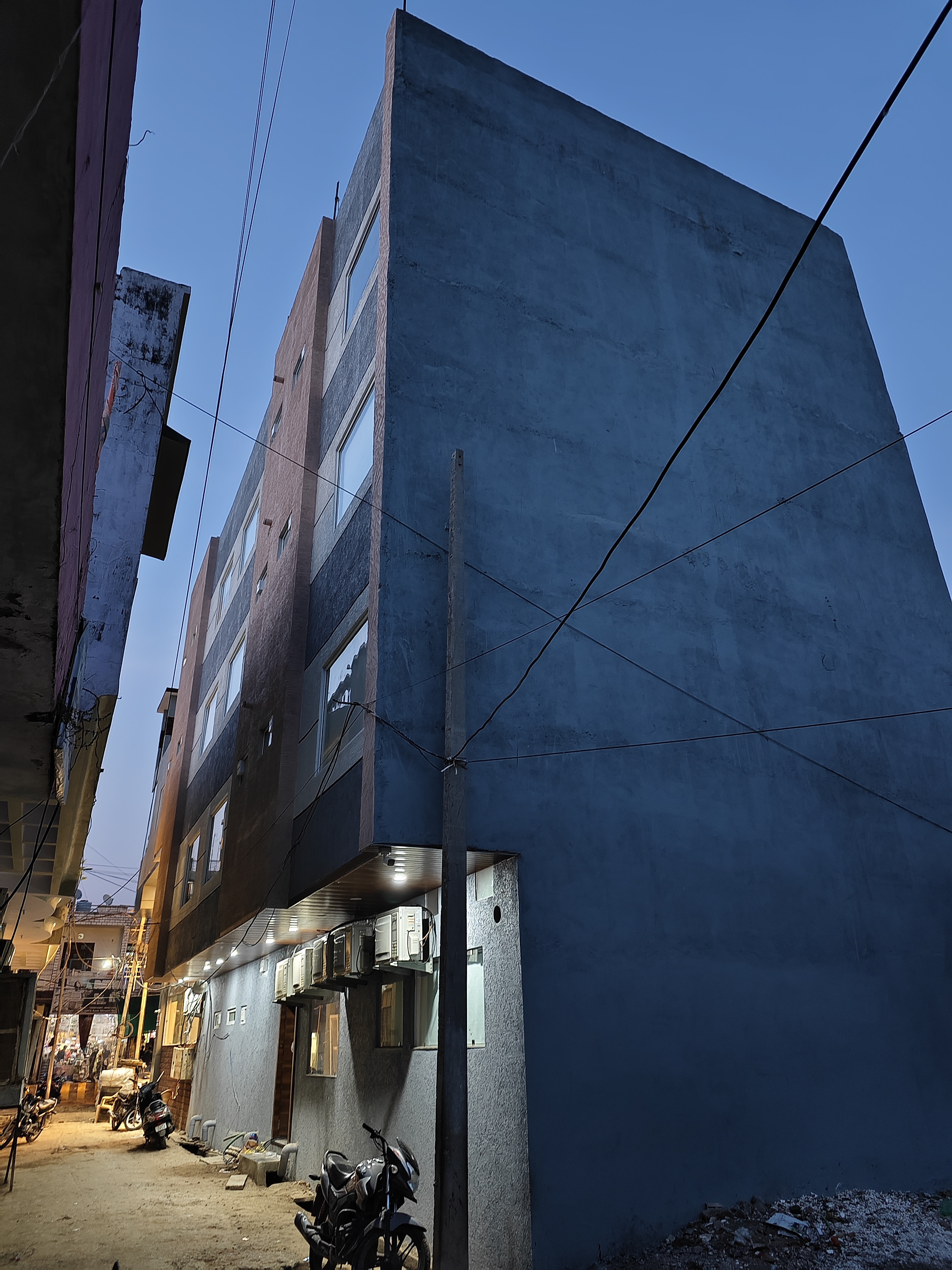 Hotel TR Grand Sheopur - Tap to explore photos