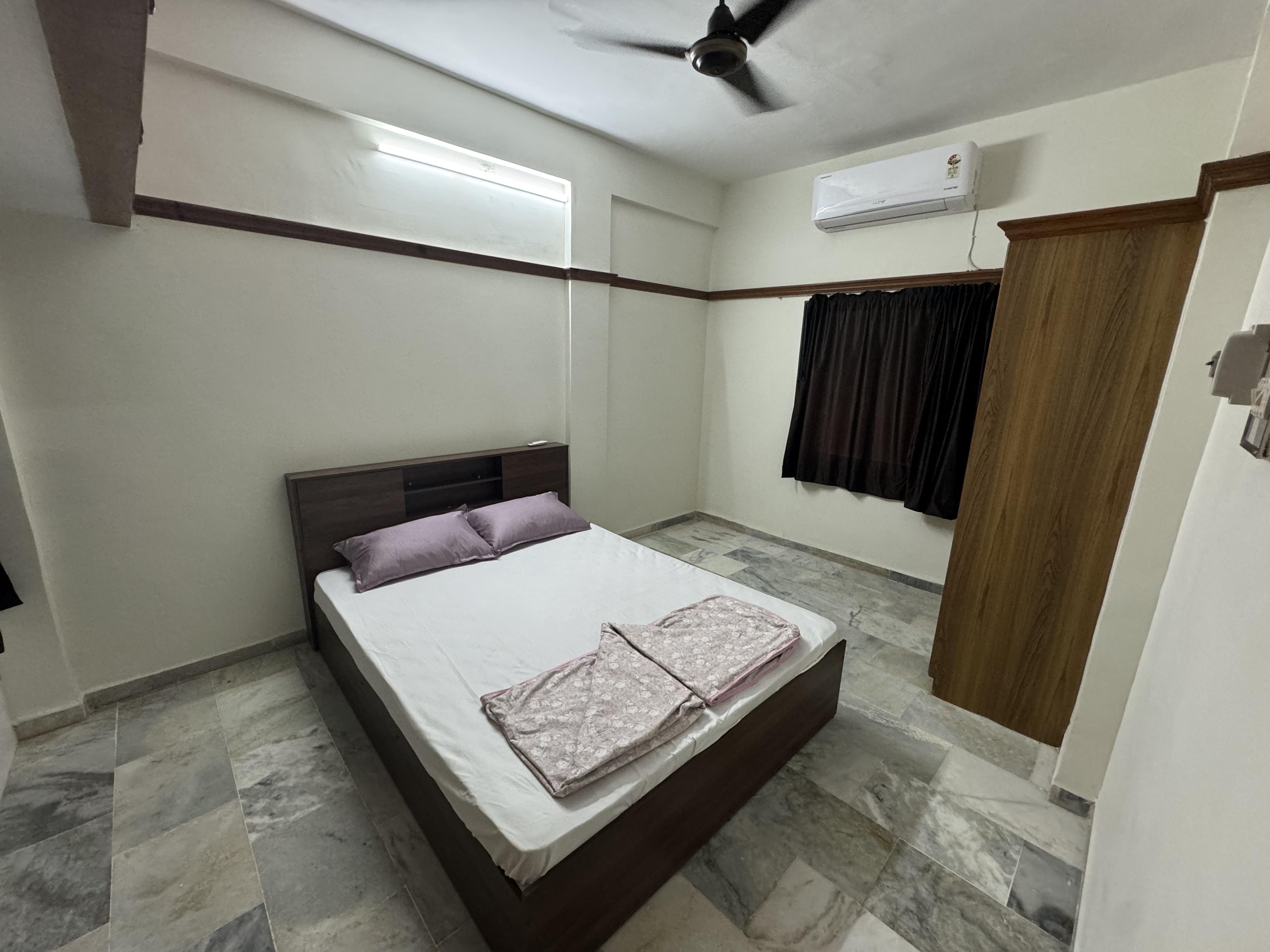 2BHK Apartment at Judges bunglows - Tap to explore photos
