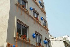 Hotel R One Inn(A unit of Ram Saroj Palace Sagar), Sagar