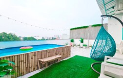 Swimming Pool 2