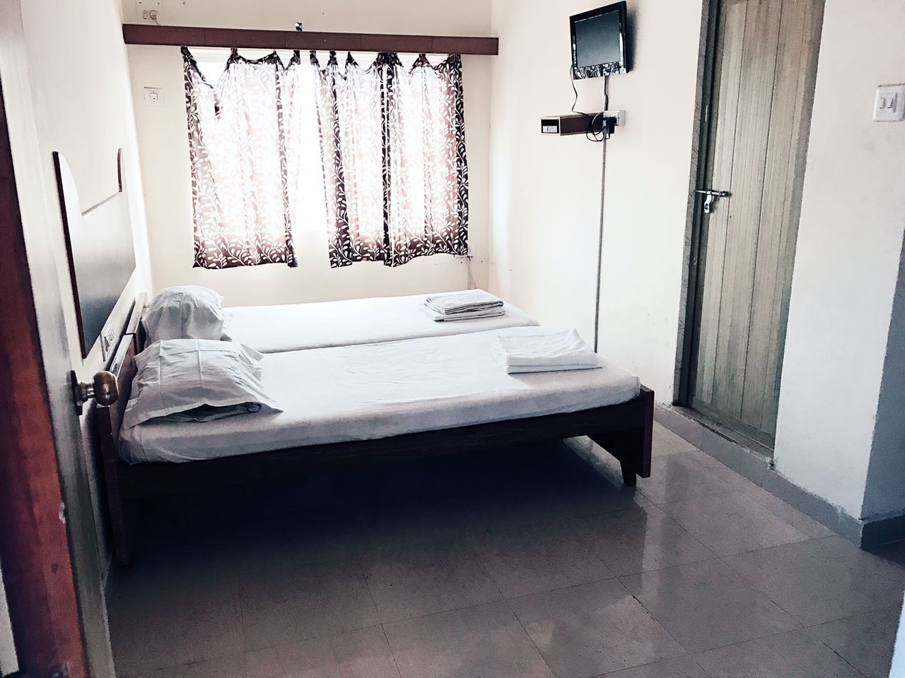 BRINDAVAN Boarding and Lodging - Tap to explore photos