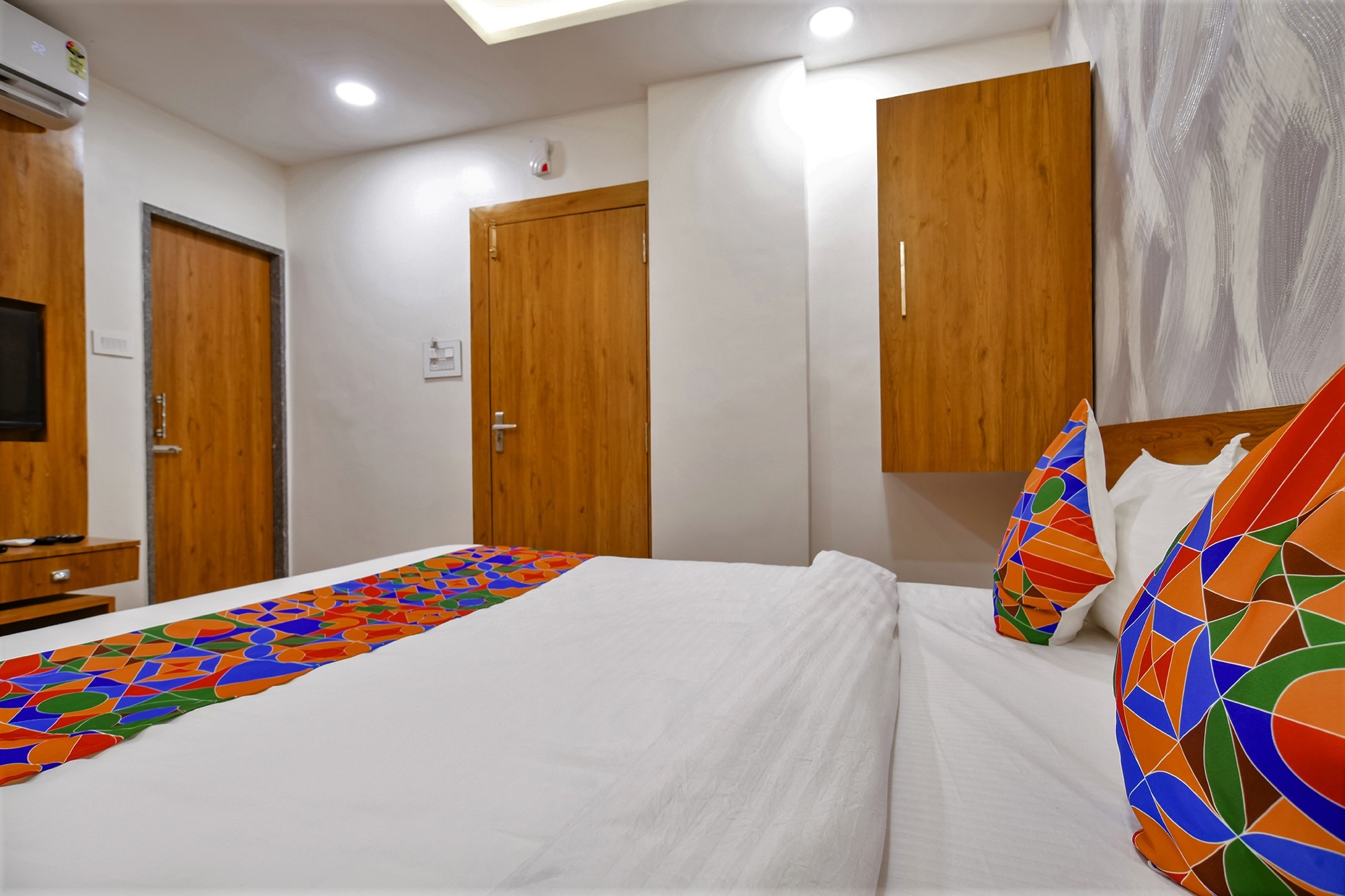 FabHotel Woodlark Inn - Tap to explore photos