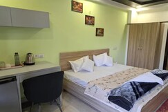 FabHotel White House Residency, Gurgaon