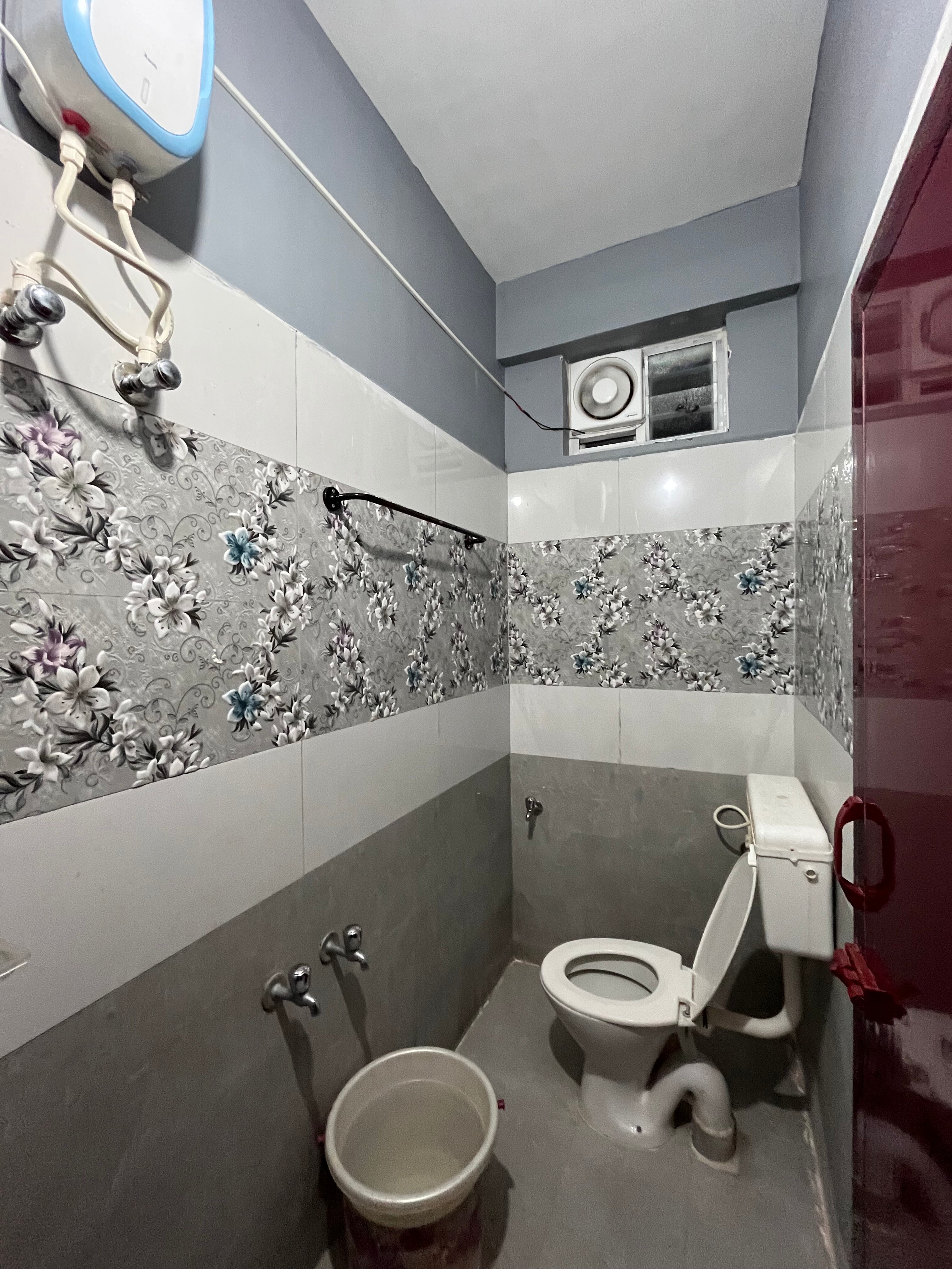 SRI MAHALAKSHMI HOMESTAY A/C - Tap to explore photos