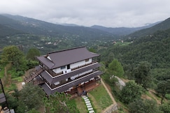 The Wild Sakura, Naukuchiatal