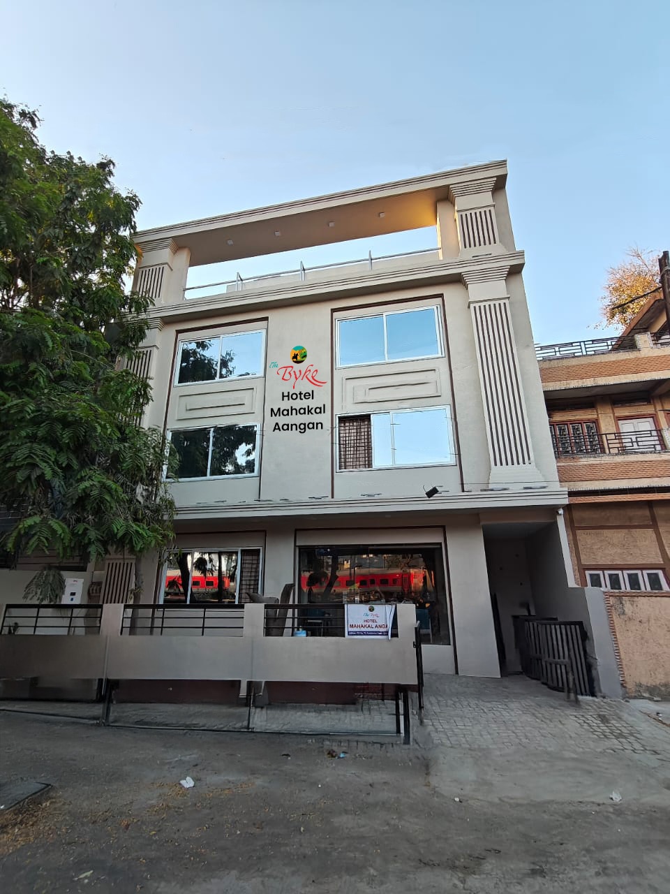 The Byke Hotel Mahakal Aangan(Pure Veg) - Tap to explore photos
