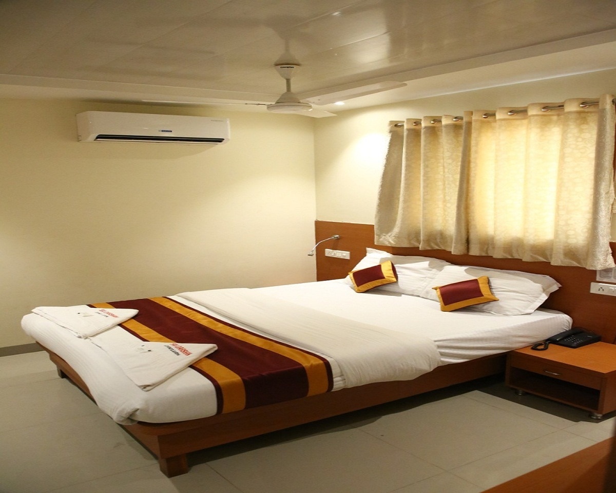 Hotel Sai Darshan, Mumbai - Tap to explore photos