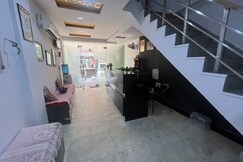 Hotel Grand Father Agra, Agra