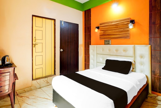 Hotel O SAS ROYAL GALAXY