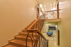 Family Tides 5bhk with private pool, Lonavala