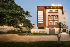 Hotel Silver Oak @ Sector 39, Gurgaon