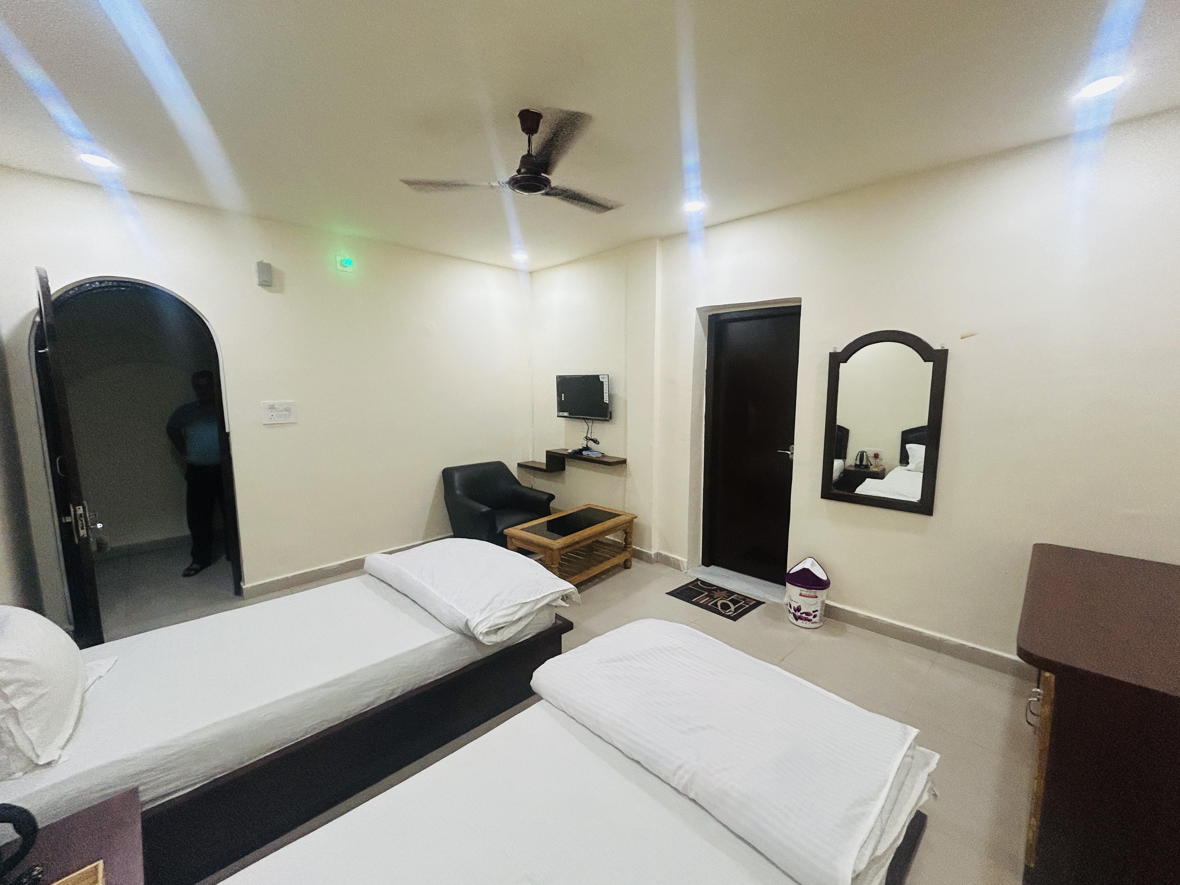 METTA BUDDHA INTERNATIONAL HOTEL & RESORT - Tap to explore photos