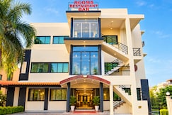 HOTEL PALKHI, Bhusawal