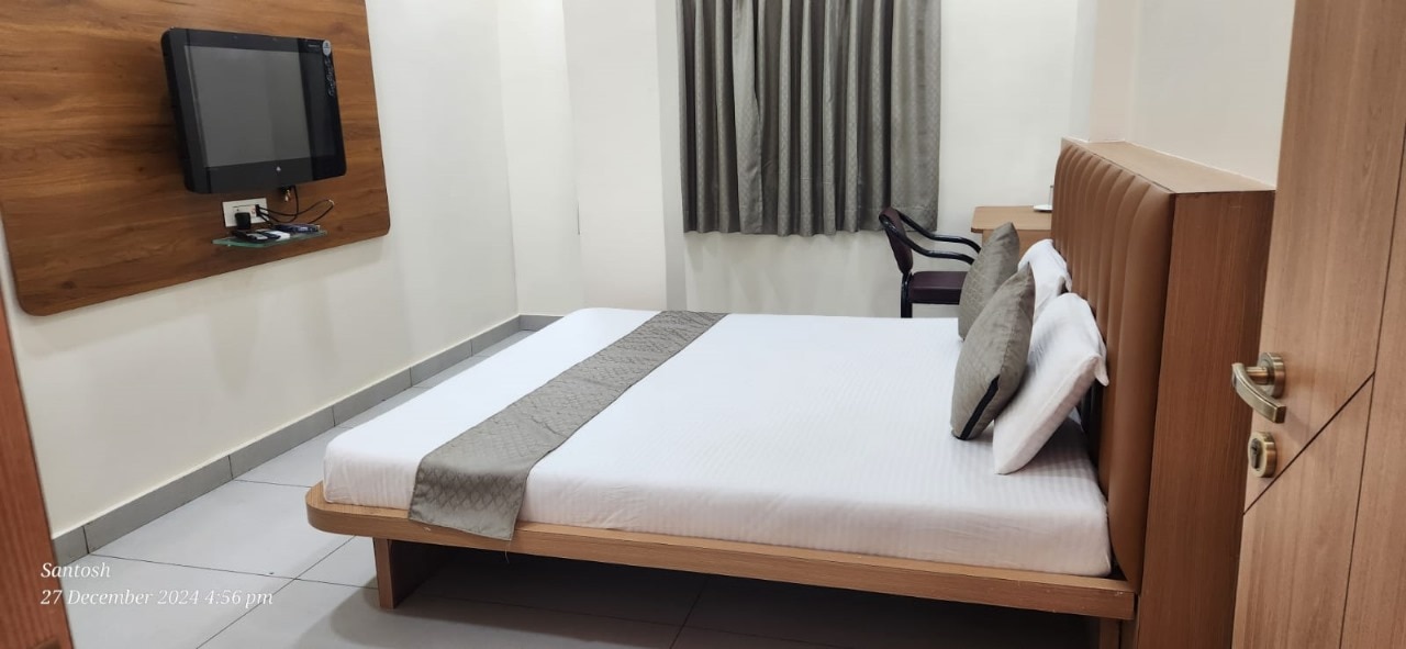 Hotel New Sachin Pure-Veg - Tap to explore photos