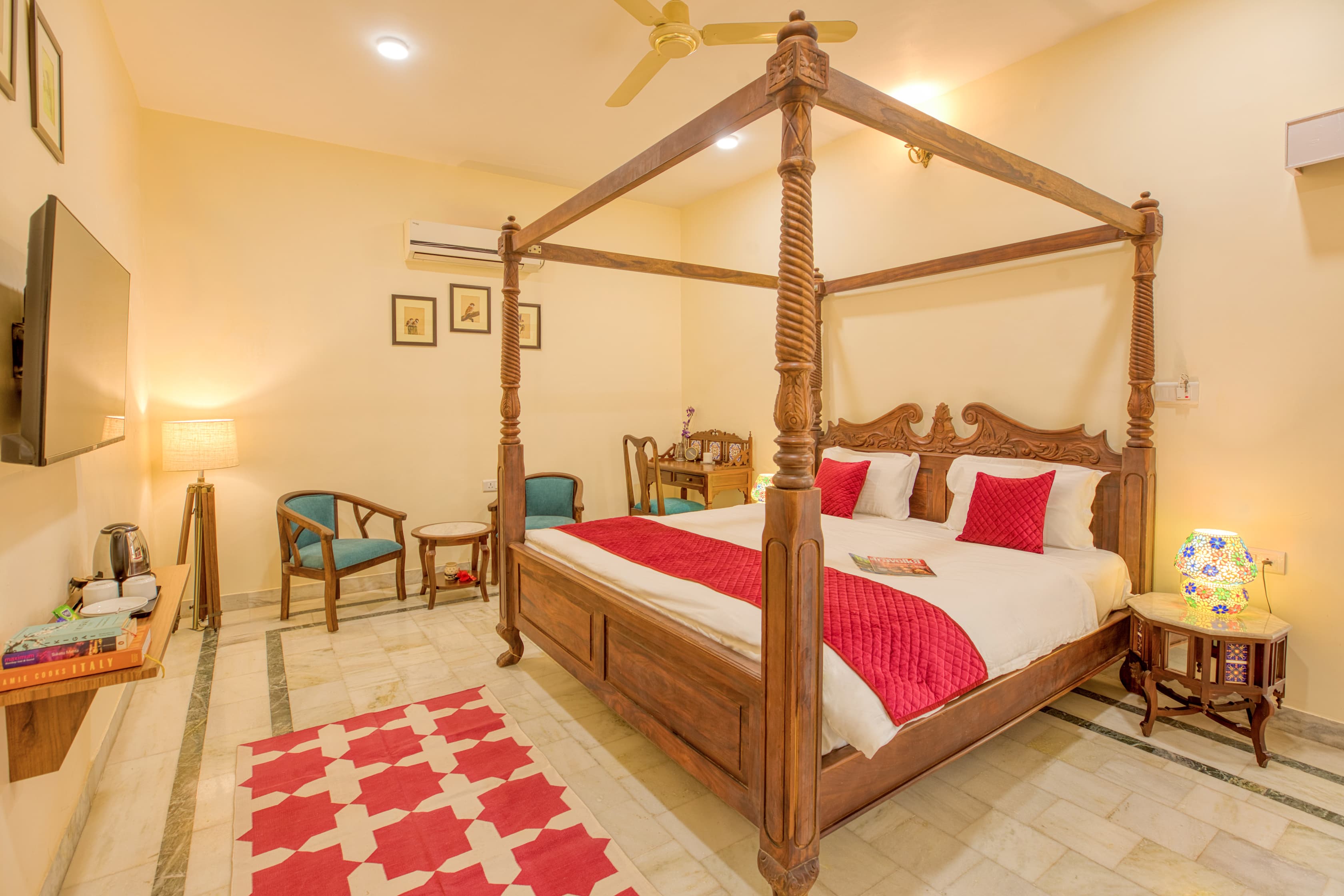 Chandranita Homestay - Tap to explore photos