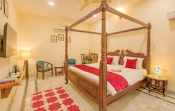 Chandranita- Sparrow Room 01