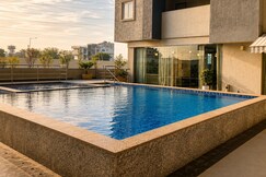 Modern Cozy Studio in Jaipur with Pool - Studio101, Jaipur