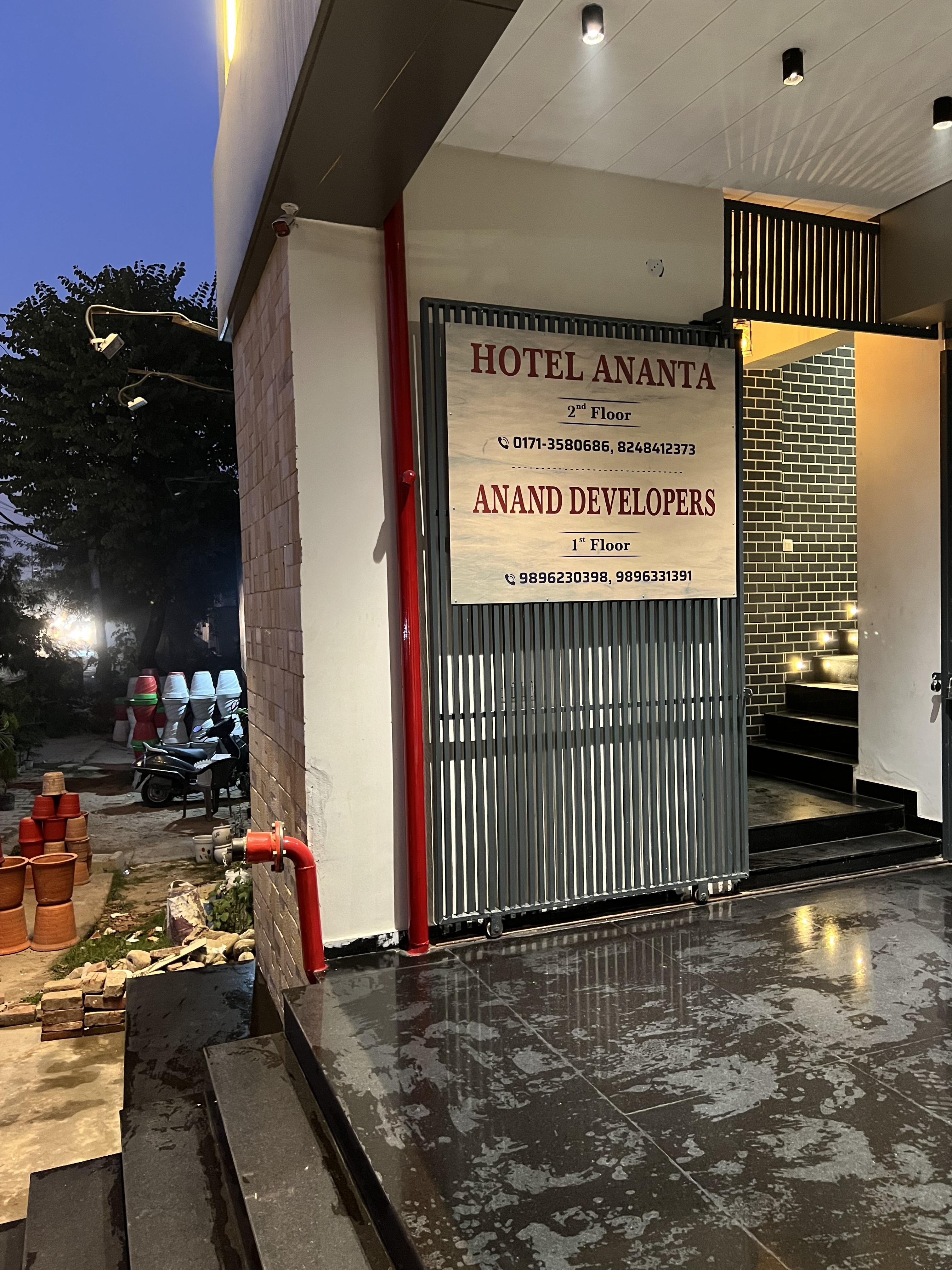 Hotel Ananta - Tap to explore photos